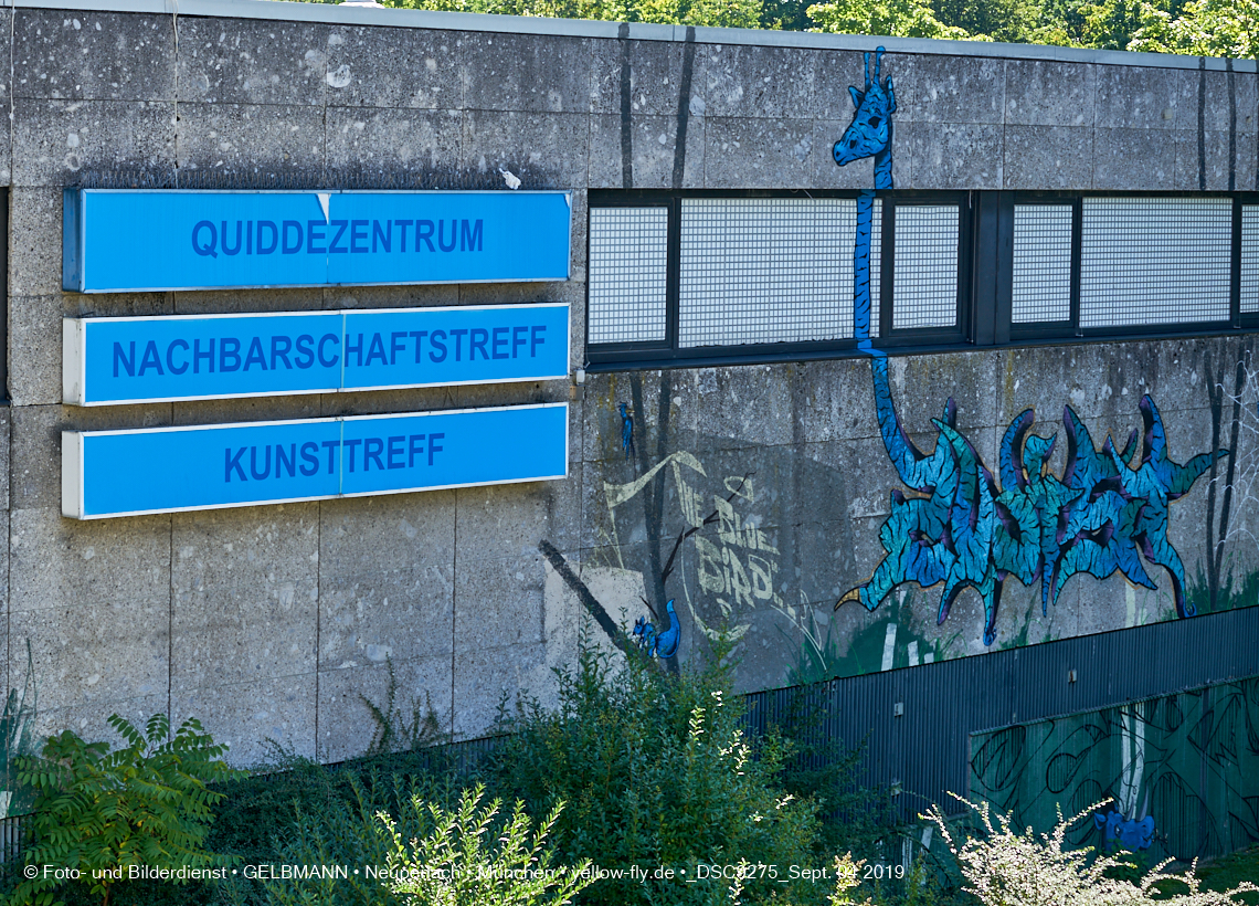 04.09.2019 - Einkaufs- und Wohnzentrum Quiddestraße in Neuperlach